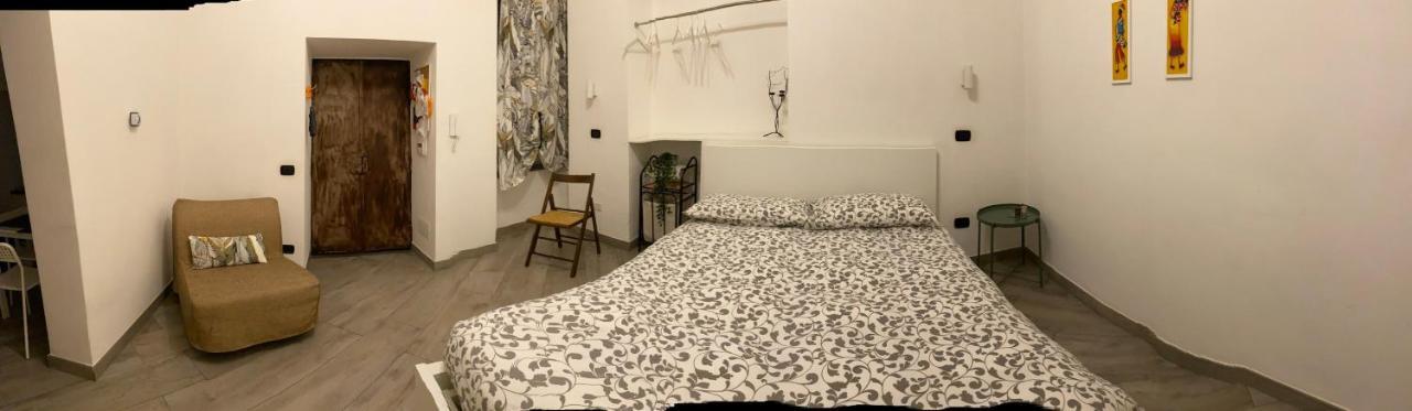 Studios Toledo 355 نابولي المظهر الخارجي الصورة