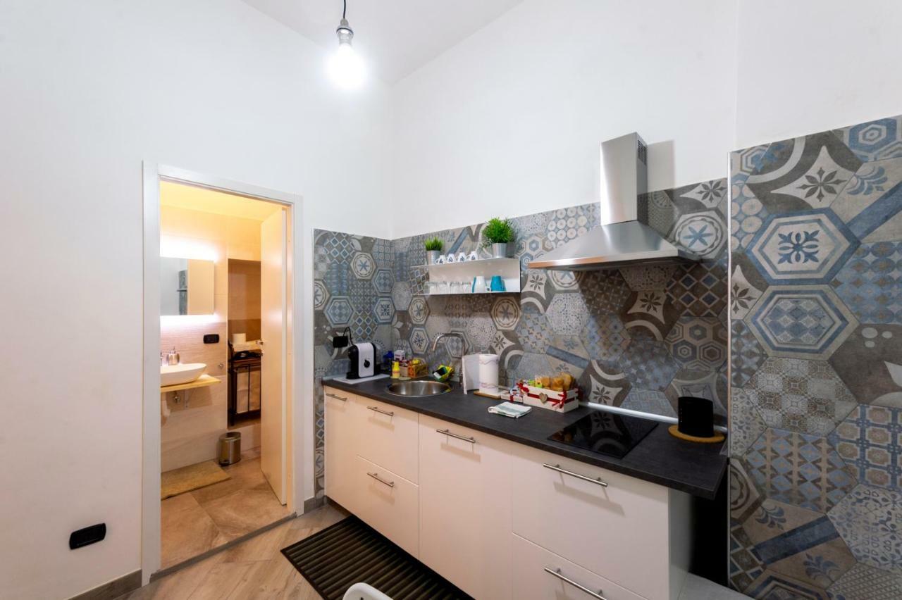 Studios Toledo 355 نابولي المظهر الخارجي الصورة