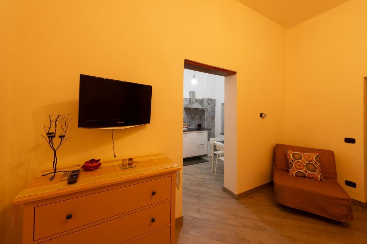 Studios Toledo 355 نابولي المظهر الخارجي الصورة
